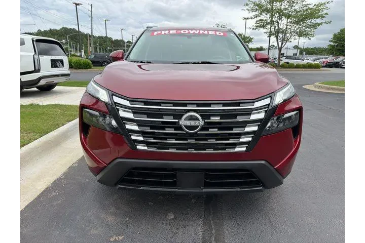 $21797 : Nissan Rogue 2024 SV 4dr Cro image 2
