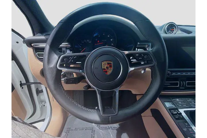$33891 : Porsche Macan 2021 AWD 4dr S image 8