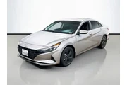 $17806 : Hyundai ELANTRA 2023 SEL 4dr thumbnail