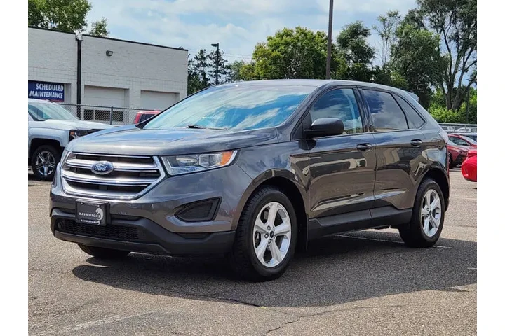 $12475 : 2017 Edge SE image 8