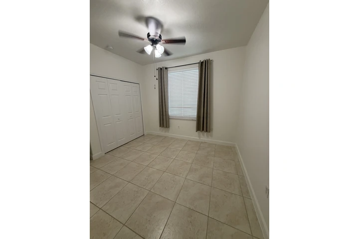 $1500 : apartamento efficiency image 2