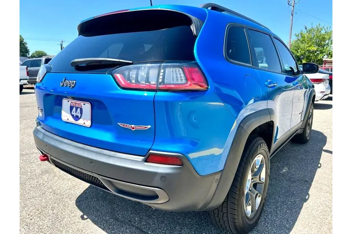 $18995 : 2019 Cherokee Trailhawk 4WD image 7
