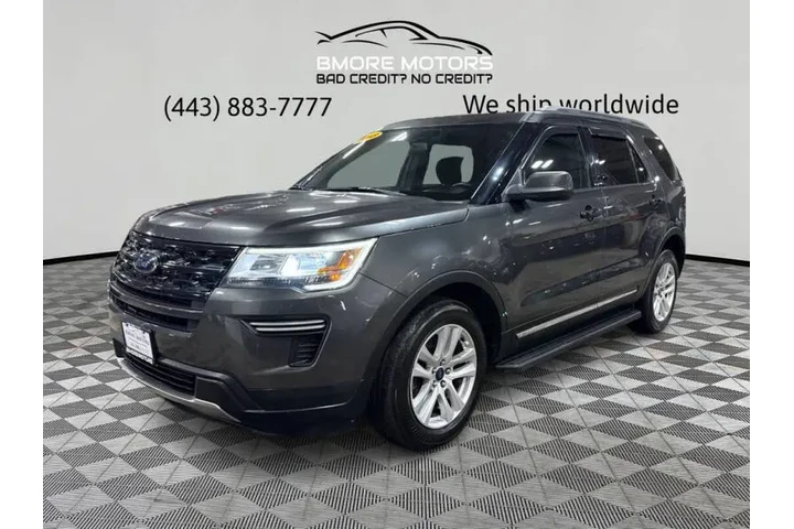 2018 Explorer XLT image 2