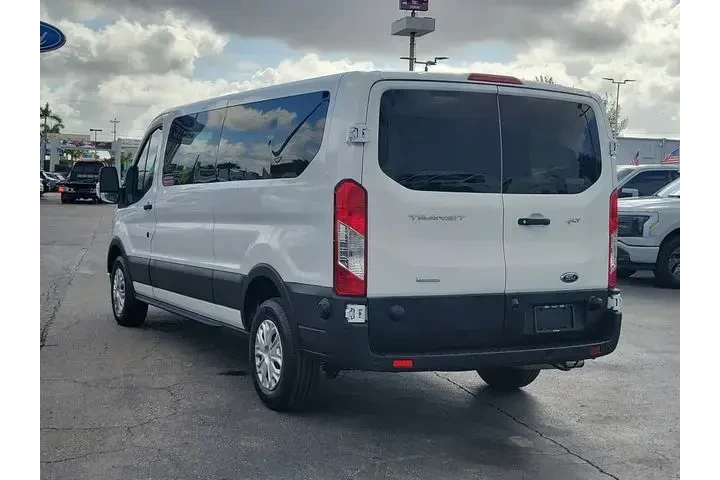 $33990 : Ford Transit 2024 350 XLT 3d image 3