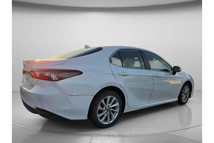 $22991 : Toyota Camry 2022 LE 4dr Sed image 8