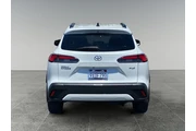 $32938 : Toyota Corolla Cross 2026 XL thumbnail