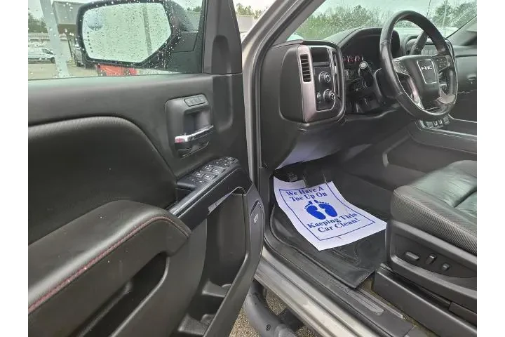 $23998 : GMC Sierra 1500 2017 4x4 SLT image 6