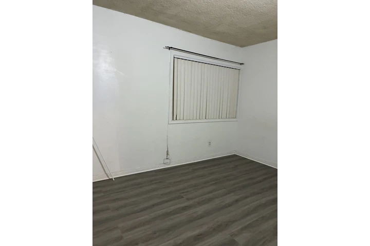 $900 : Rento recámara image 1