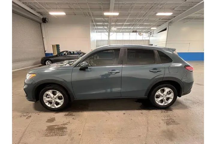 $22817 : Honda HR-V 2023 LX 4dr Cross image 6