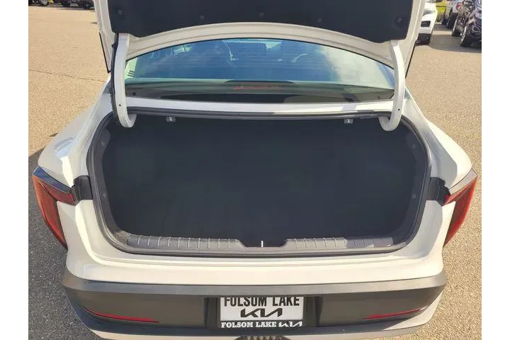 $20696 : Kia K4 2025 LXS 4dr Sedan image 8