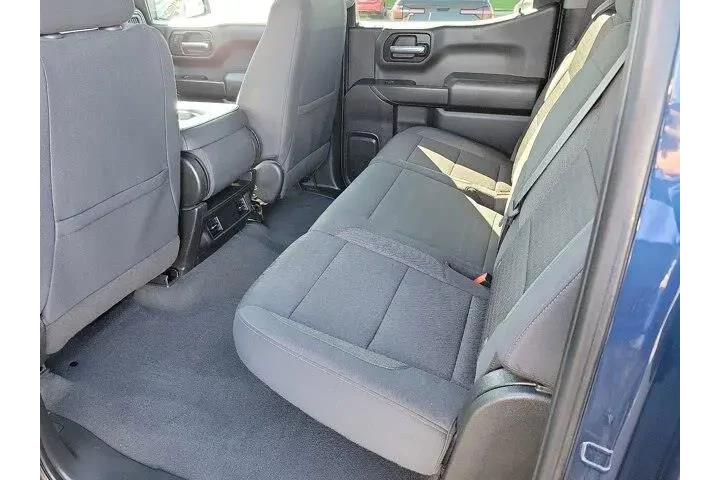 $28500 : Chevrolet Silverado 1500 202 image 10