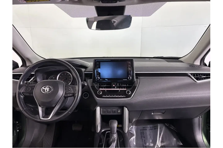 $25000 : Gold Certified2022 Corolla Cr image 4