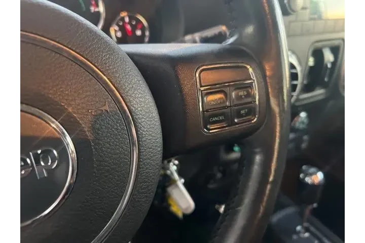 $13292 : Jeep Wrangler Unlimited 2014 image 9