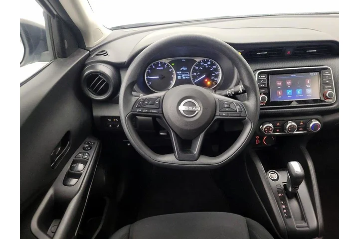 $18998 : Nissan Kicks 2023 S 4dr Cros image 10