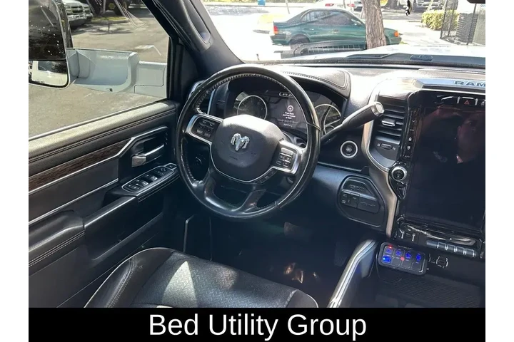 $39590 : Ram 3500 2021 4x4 Laramie 4d image 9