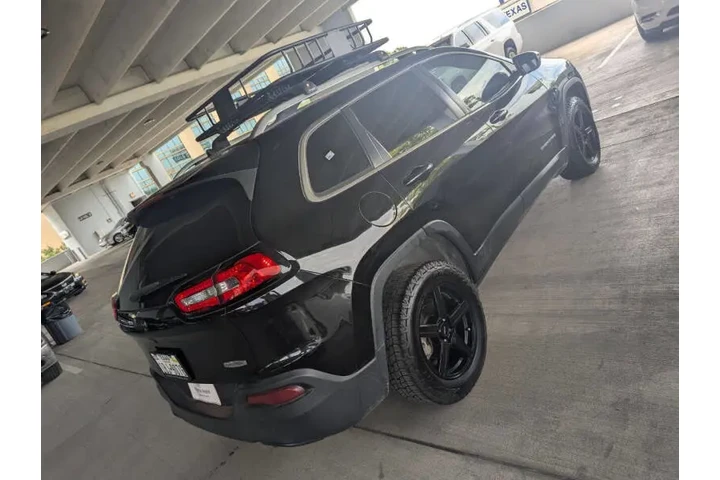$12990 : 2018 Cherokee Latitude Plus image 5