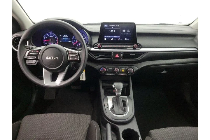 $16998 : Kia Forte 2022 LXS 4dr Sedan image 9