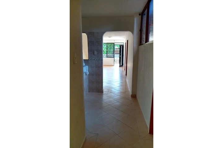 $240000000 : Venta casa barrio Las Granjas image 4