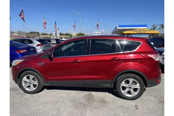 $4350 : 2015 Escape SE image 4