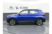 $18988 : Hyundai VENUE 2024 SEL 4dr C thumbnail