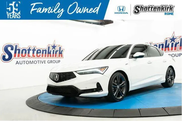 $34274 : Acura Integra 2025 4dr Liftb image 1