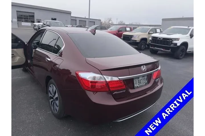 $18000 : Honda Accord Hybrid 2015 Tou image 3