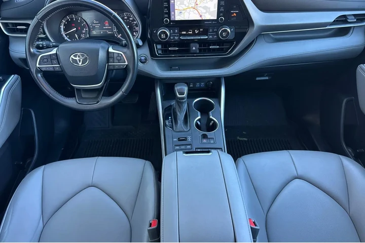 $36500 : Toyota Highlander 2022 AWD X image 6