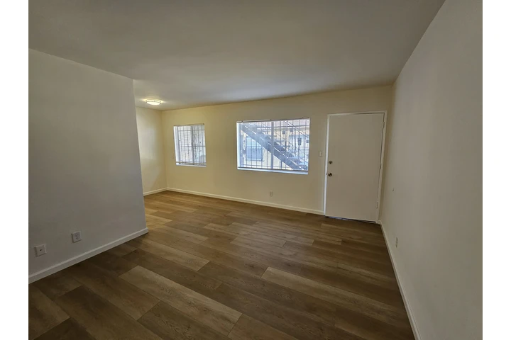 $1625 : Apartamento de 1 Recamara image 1