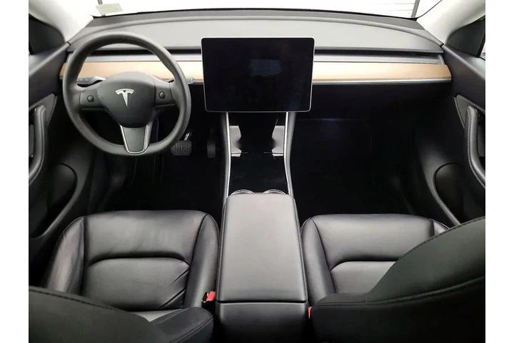 $30998 : Tesla Model Y 2021 AWD Long image 9