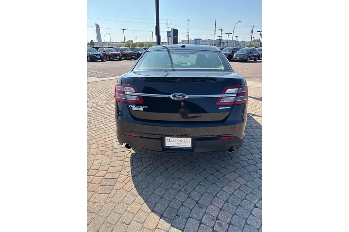 $10980 : 2016 Taurus SE image 6