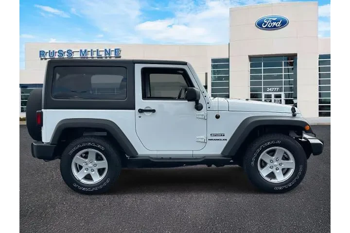 $16995 : Jeep Wrangler 2016 4x4 Sport image 2