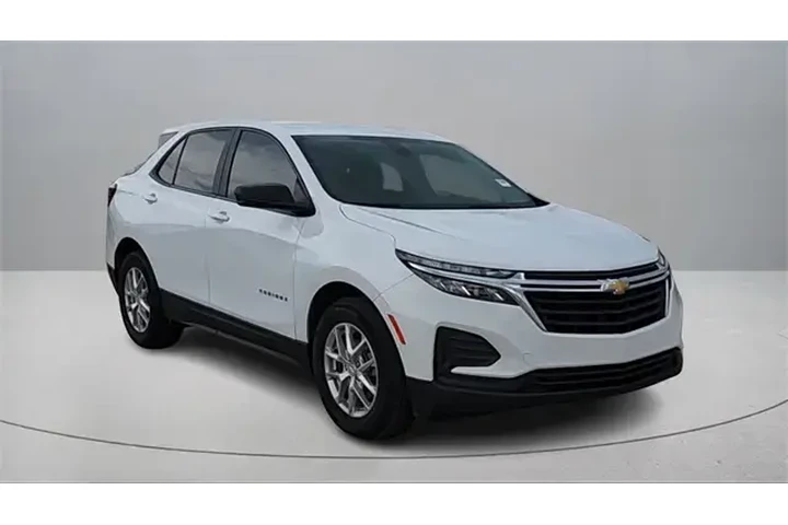$19689 : Chevrolet Equinox 2023 LS 4d image 1