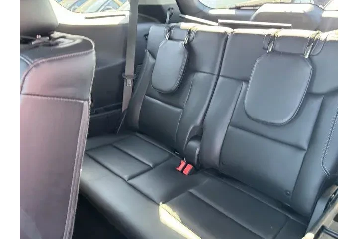 $30995 : Ford Explorer 2023 AWD XLT 4 image 9