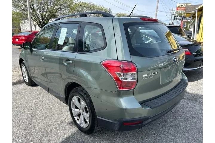 2015 Forester 2.5i Premium image 3
