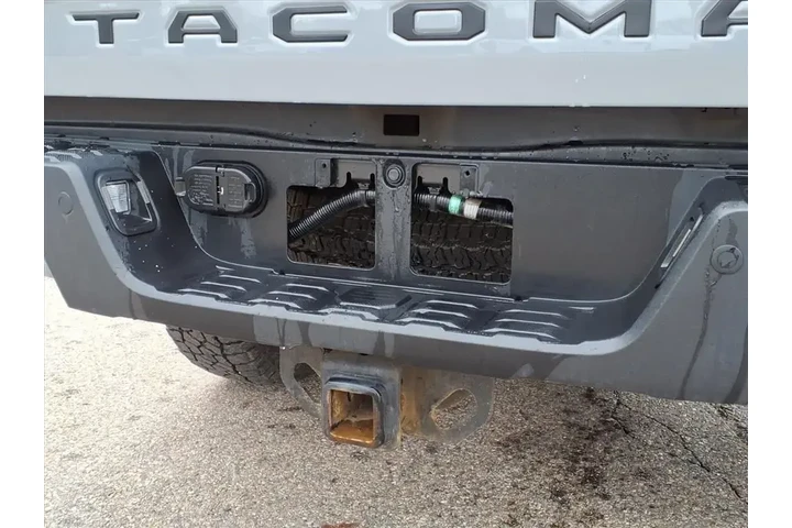 $34695 : Toyota Tacoma 2021 4x4 TRD O image 10