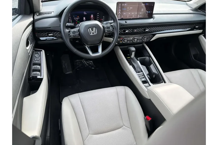 $31540 : Honda Accord Hybrid 2024 Tou image 8