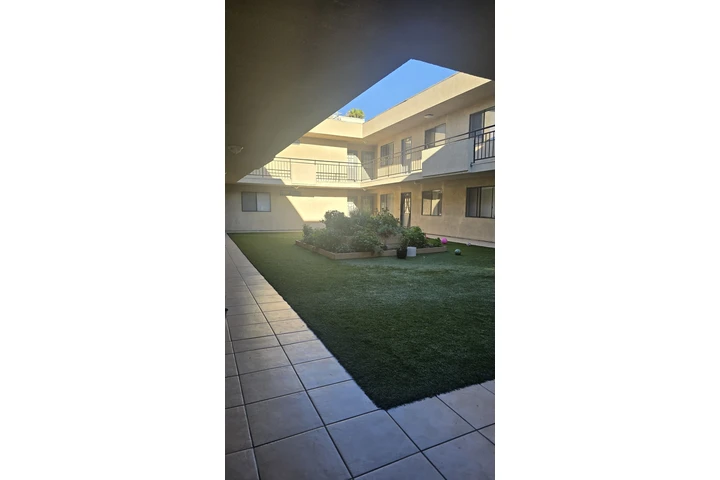 $3150 : 3 recamaras 2 baños image 2