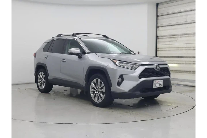 $23998 : Toyota RAV4 2019 XLE Premium image 1