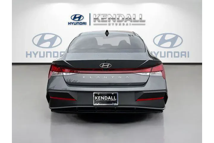 $17999 : Hyundai ELANTRA 2025 SE 4dr image 5