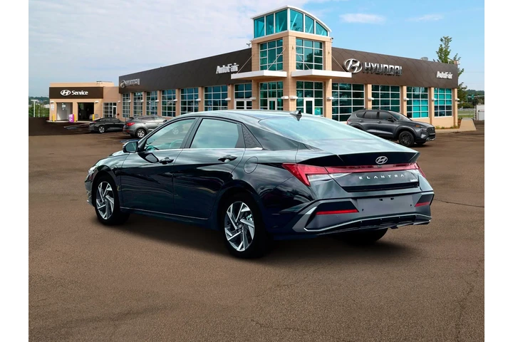 $22900 : Hyundai ELANTRA 2025 Limited image 5