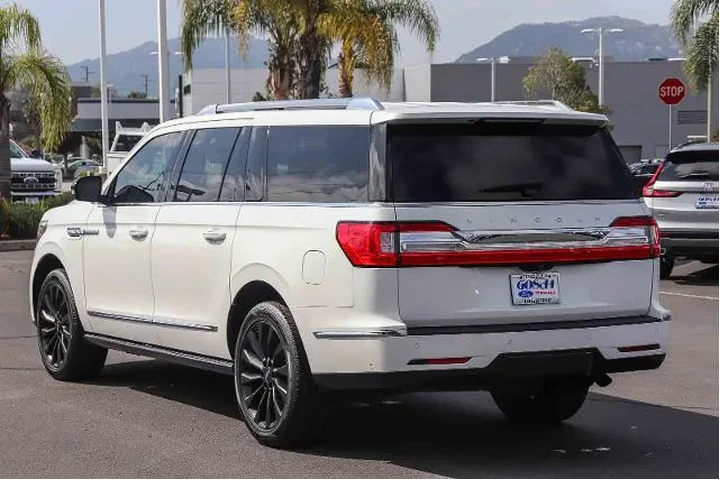 $37995 : Lincoln Navigator L 2020 4x4 image 6