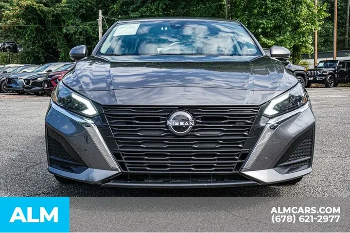 $18420 : Nissan Altima 2023 2.5 SL 4d image 10