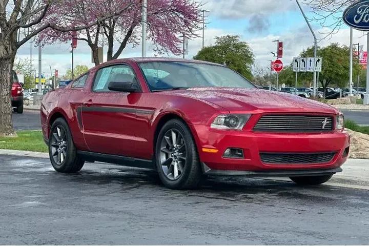 $9995 : Ford Mustang 2012 V6 2dr Fas image 9