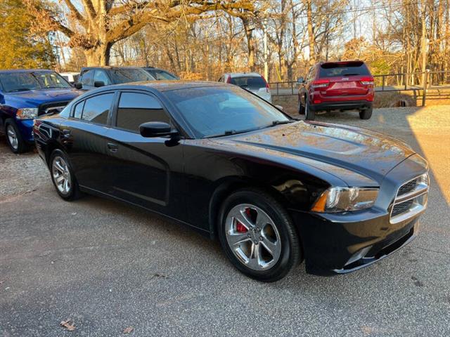 $8999 : 2013 Charger SE image 5