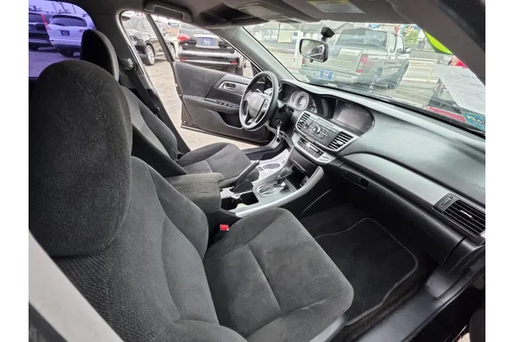 $12995 : 2013 Accord LX image 10