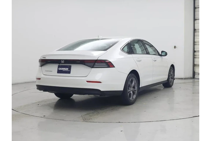 $27998 : Honda Accord 2024 EX 4dr Sed image 8