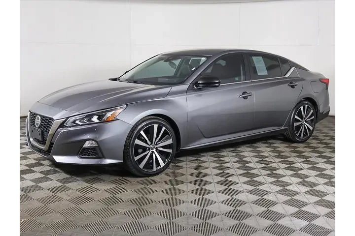 $11499 : Nissan Altima 2020 2.5 SR 4d image 5