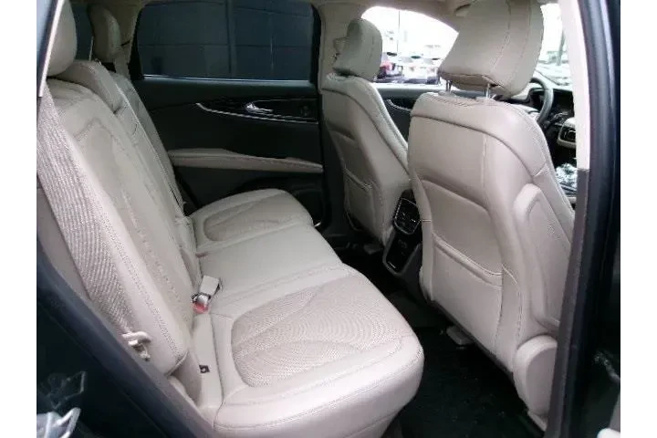 $35496 : Lincoln Nautilus 2022 AWD Re image 4