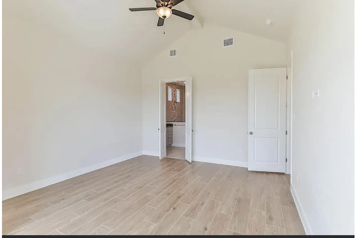 $1700 : 3Apartamento de tres habitacio image 4