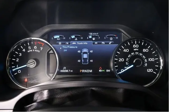 $32762 : Ford F-150 2019 4x4 Lariat 4 image 4